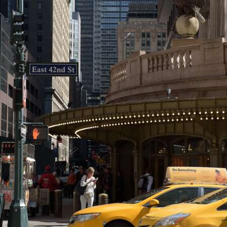 Click to view a popup image of East 42nd Street corner crosswalk